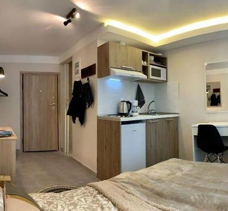 Center Deluxe Studio Салоніки Екстер'єр фото